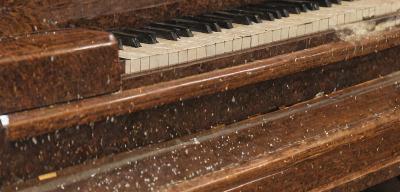 Piano case refinishing transformation