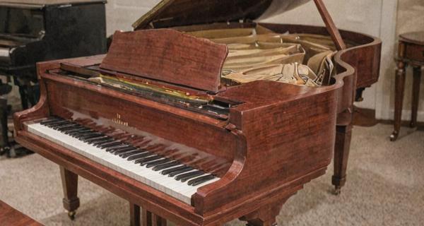 Baldwin baby grand piano after refinishing